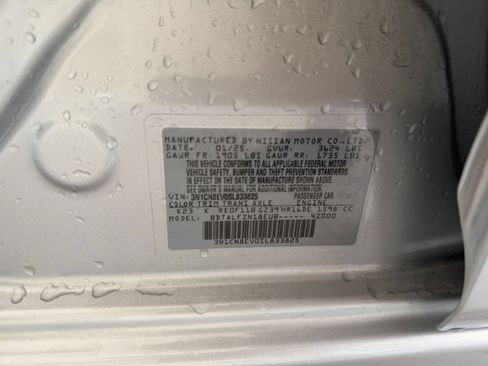 Used 2025 Nissan Versa SV FWD image 23