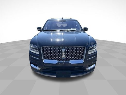 Used 2019 Lincoln Navigator Reserve image 2