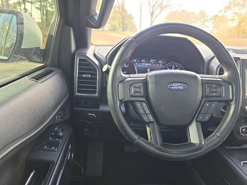 Used 2019 Ford Expedition Limited w/ Equipment Group 301A image 36