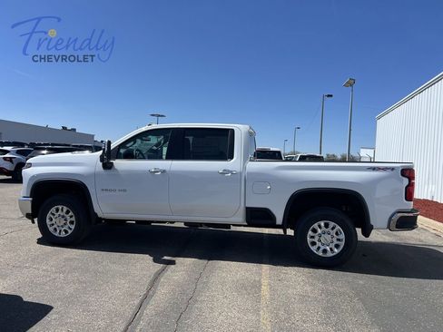New 2026 Chevrolet Silverado 3500 LTZ w/ LTZ Convenience Package AWD/4WD image 2