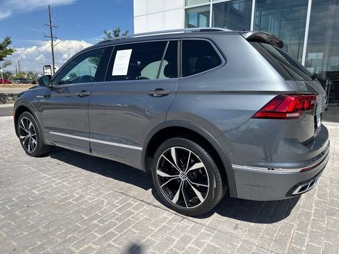 Certified 2023 Volkswagen Tiguan SEL R-Line AWD/4WD image 5