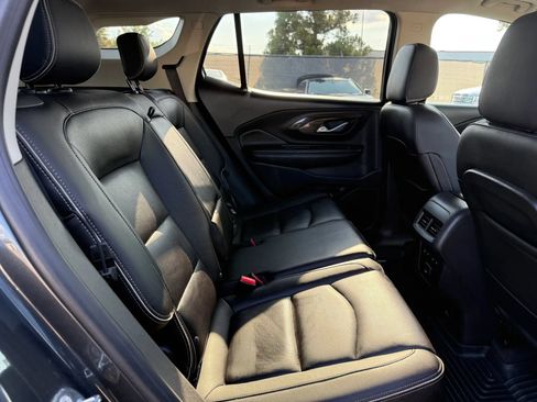 Used 2019 GMC Terrain Denali w/ Advanced Safety Package AWD/4WD image 20