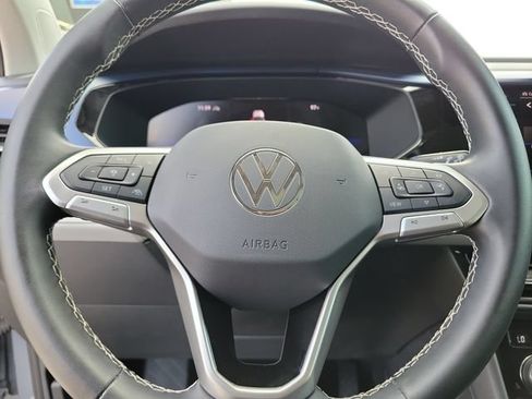 Used 2024 Volkswagen Taos SE w/ Panoramic Sunroof Package AWD/4WD image 23