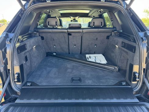 Used 2023 BMW X5 xDrive40i w/ M Sport Package image 16
