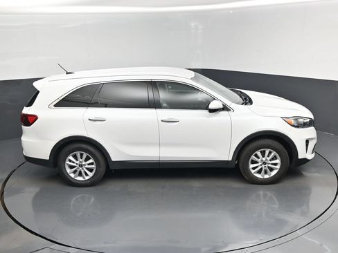 Used 2020 Kia Sorento FWD V6 image 13