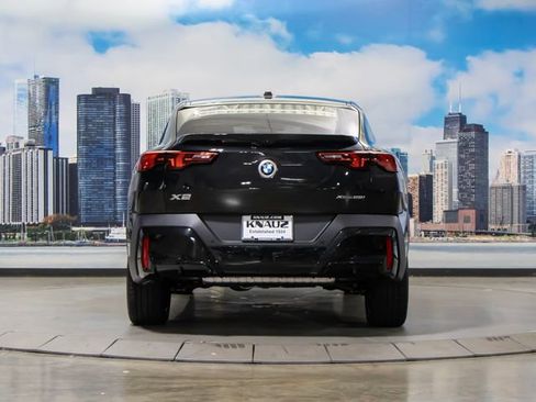 New 2026 BMW X2 xDrive28i w/ Technology Package image 11