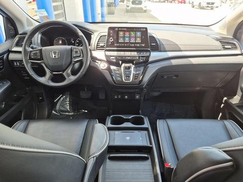 Used 2025 Honda Odyssey Touring image 26
