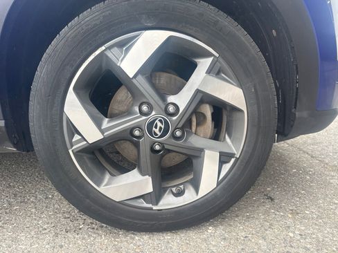 Certified 2023 Hyundai Venue SEL w/ Cargo Package FWD image 10