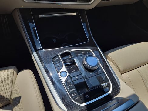Certified 2024 BMW X5 M60i AWD/4WD image 22
