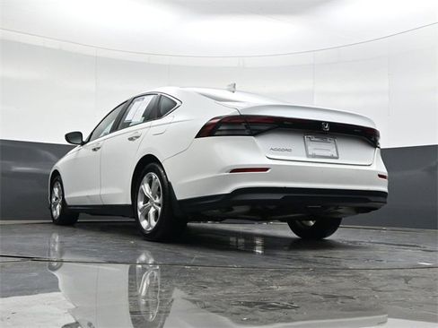 Used 2023 Honda Accord LX image 33