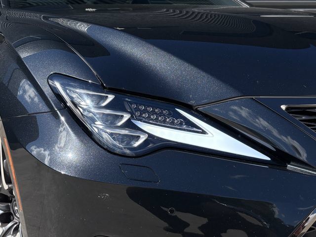 Used 2022 Lexus RC F w/ Premium Package RWD image 12