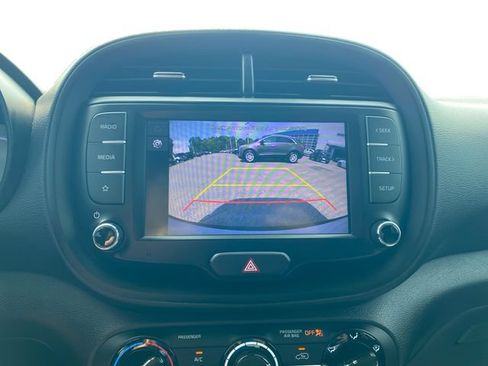 Used 2023 Kia Soul LX FWD image 25