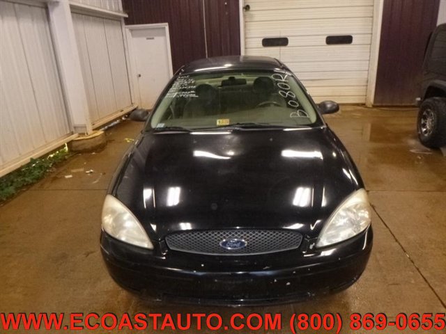 Used 2005 Ford Taurus SE FWD image 5