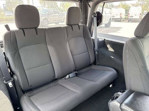 Used 2022 Jeep Wrangler Sport AWD/4WD image 19