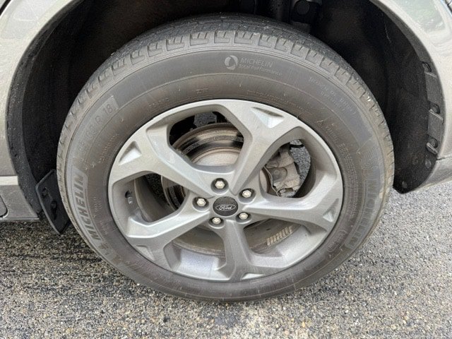 Used 2023 Ford Escape ST-Line w/ Tech Pack #1 AWD/4WD image 8