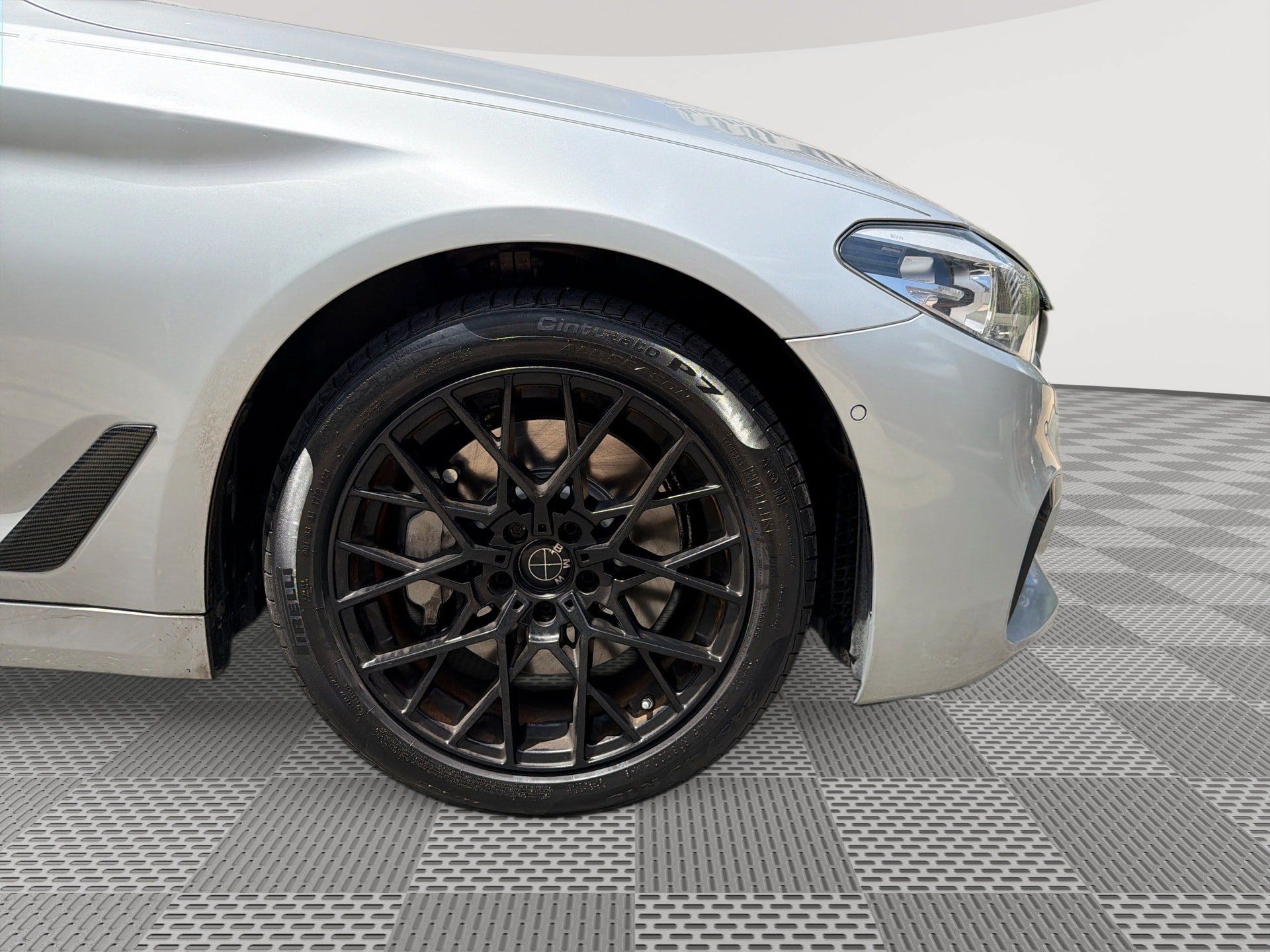 Used 2018 BMW 540i RWD image 31