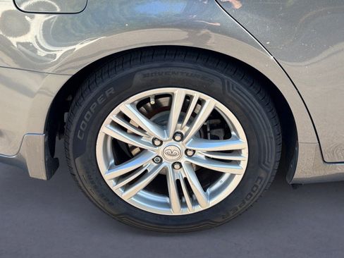 Used 2013 INFINITI G37 Journey w/ Premium Pkg image 3