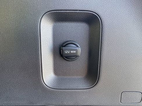 New 2026 Kia Carnival image 17