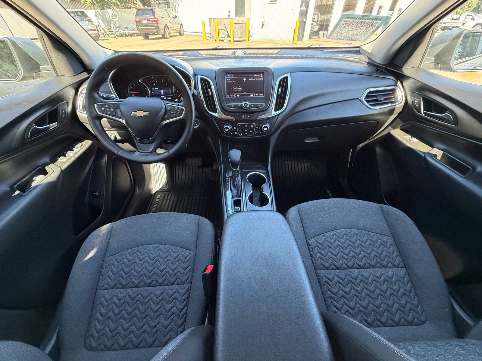 Used 2024 Chevrolet Equinox LT w/ LPO, Floor Liner Package FWD image 19