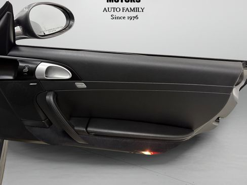 Used 2009 Porsche 911 Carrera S image 31