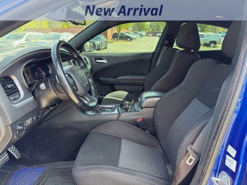 Used 2021 Dodge Charger R/T w/ Blacktop Package image 8