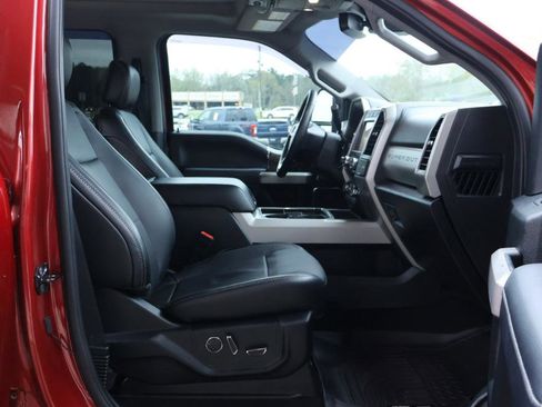 Used 2019 Ford F250 Lariat w/ Lariat Ultimate Package image 13