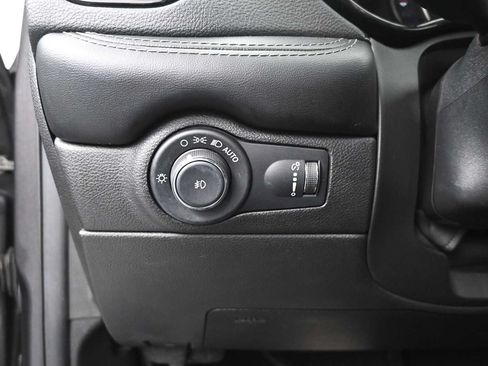 Used 2021 Dodge Durango SXT AWD/4WD image 13