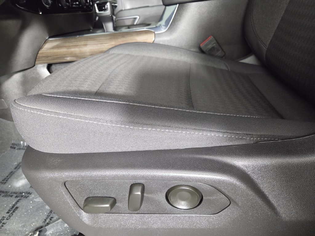 Used 2024 Chevrolet Silverado 1500 RST RWD image 11