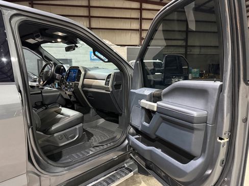 Used 2022 Ford F350 Lariat AWD/4WD image 23