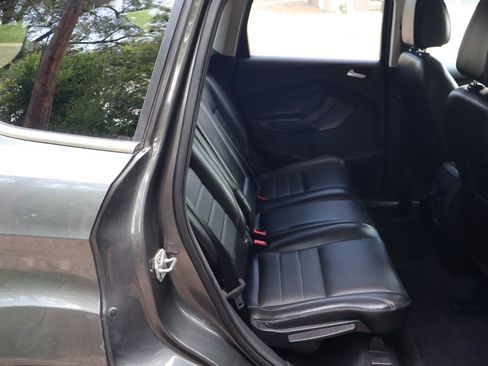Used 2016 Ford Escape SE w/ SE Leather Comfort Package AWD/4WD image 21