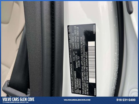 Used 2026 Volvo XC60 B5 Plus w/ Protection Package Premier AWD/4WD image 18