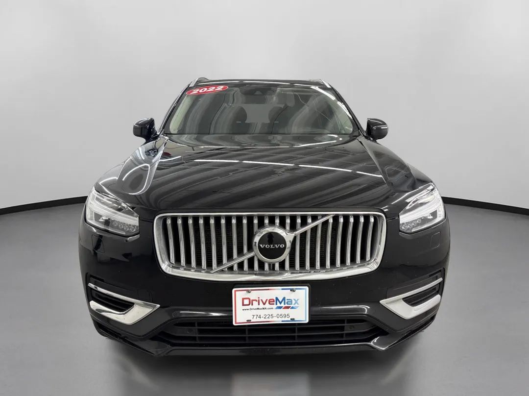 Used 2022 Volvo XC90 T8 Inscription Expression w/ Climate Package AWD/4WD image 2