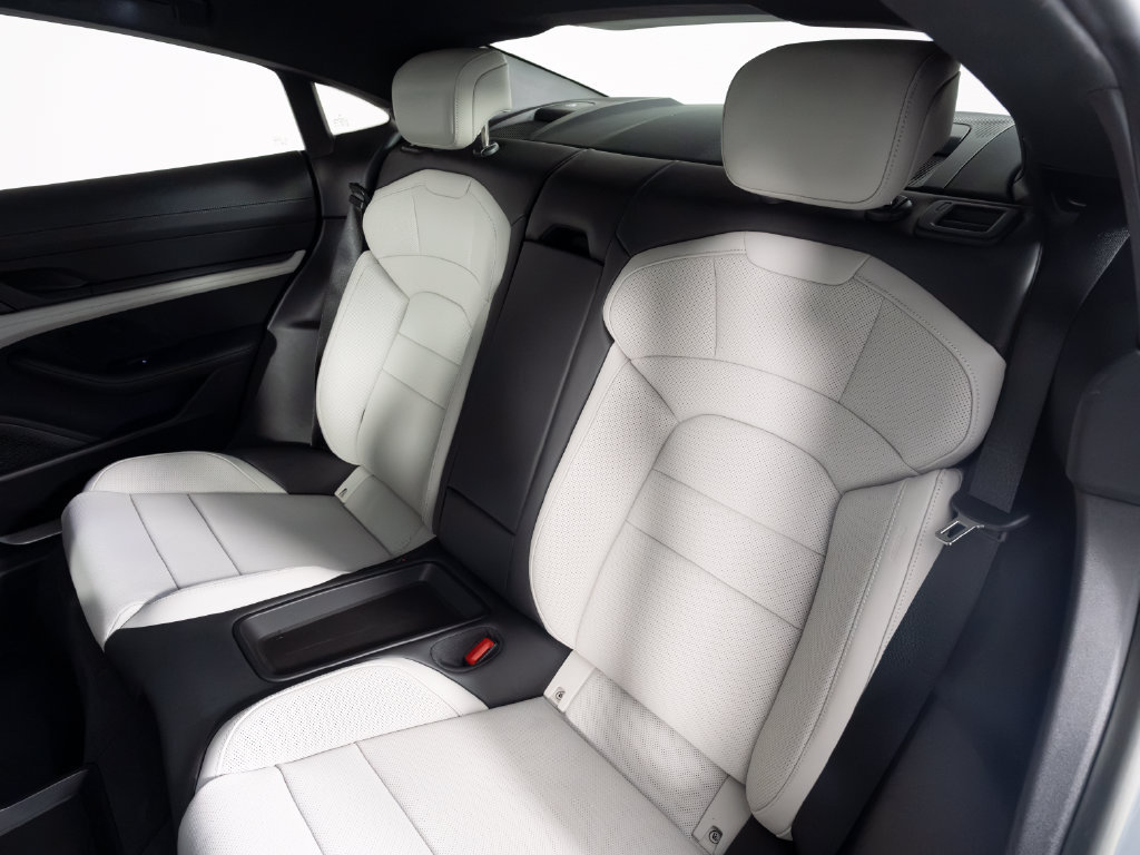 Certified 2023 Porsche Taycan 4S AWD/4WD image 44