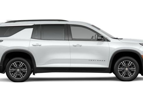 New 2027 Chevrolet Traverse LT AWD/4WD image 5