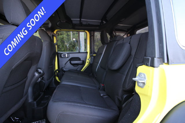 Used 2023 Jeep Wrangler Unlimited w/ Cold Weather Group AWD/4WD image 3