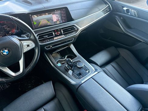 Used 2020 BMW X7 xDrive40i w/ Parking Assistance Package image 25