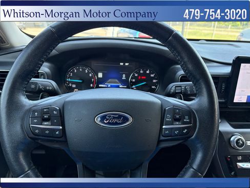 Used 2020 Ford Explorer XLT w/ Equipment Group 202A AWD/4WD image 15