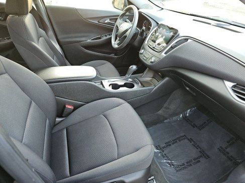 Used 2020 Chevrolet Malibu LS image 11