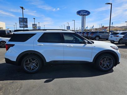 New 2025 Ford Explorer ST-Line w/ Premium Package