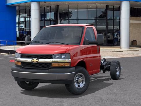 New 2026 Chevrolet Express 3500 w/ Power Convenience Package RWD image 6