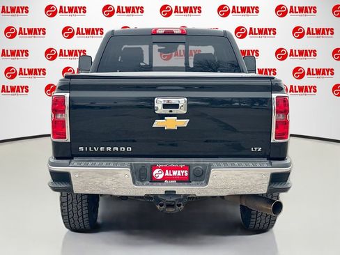 Used 2015 Chevrolet Silverado 3500 LTZ image 8