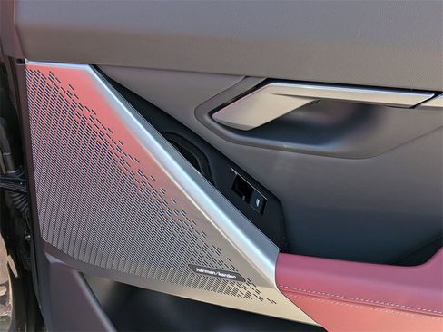 New 2026 BMW 530i xDrive image 13