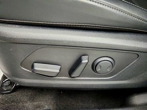 Used 2024 Kia Sportage EX FWD image 10