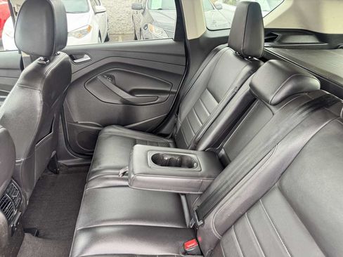 Used 2016 Ford Escape SE w/ SE Leather Comfort Package AWD/4WD image 30