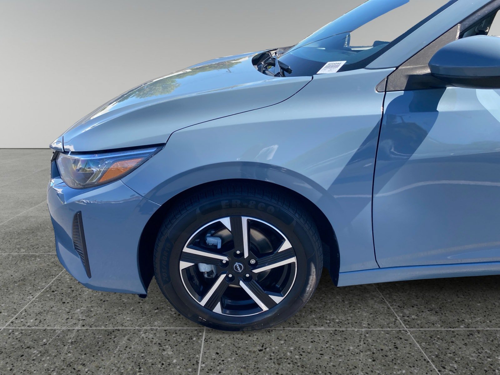 Used 2024 Nissan Sentra SV FWD image 14