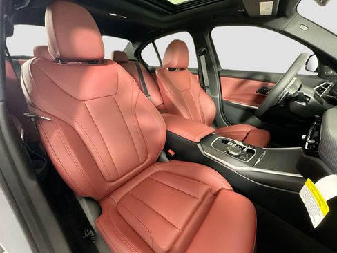 New 2026 BMW 330i Sedan w/ M Sport Package image 29