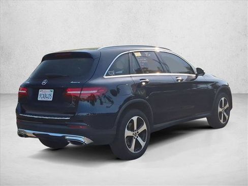 Used 2019 Mercedes-Benz GLC 350e 4MATIC image 5