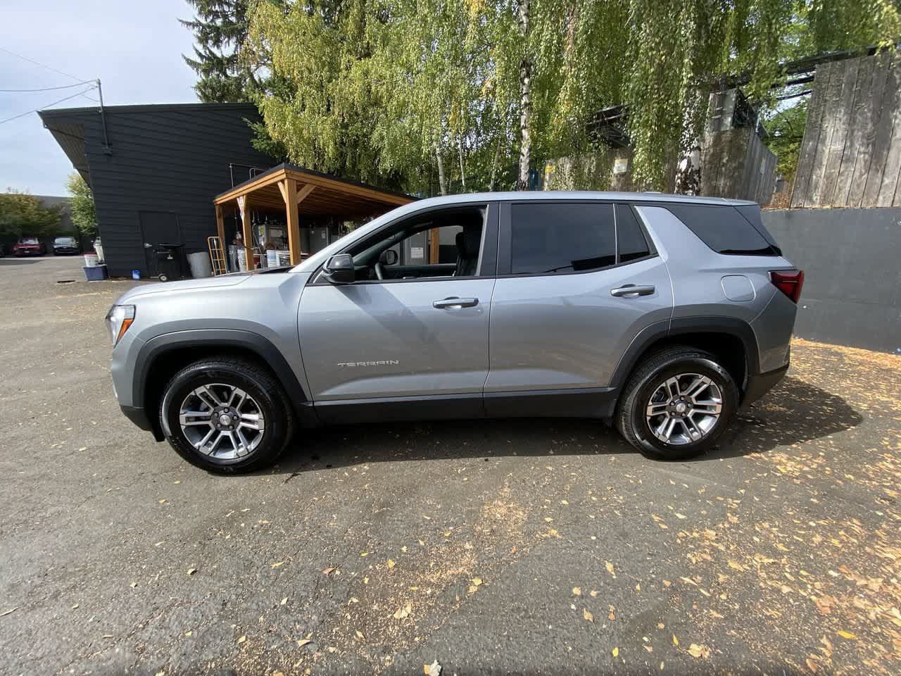 Used 2026 GMC Terrain Elevation AWD/4WD image 3