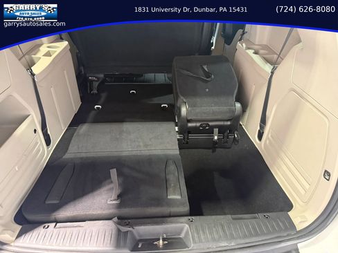 Used 2017 Dodge Grand Caravan SE FWD image 24