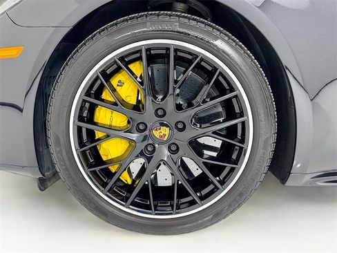 Used 2023 Porsche Panamera Turbo S image 35
